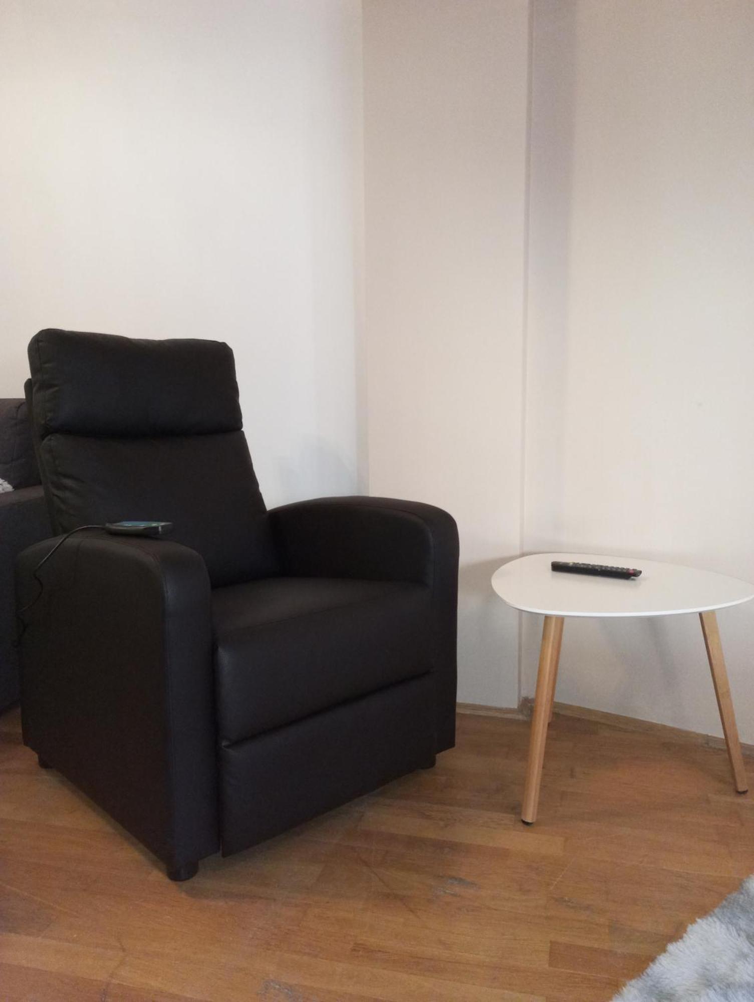 Zen Apartman Budakalasz Ngoại thất bức ảnh
